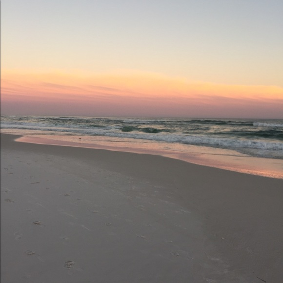 Meet your Posher, Cindy - Picture 1 of 1